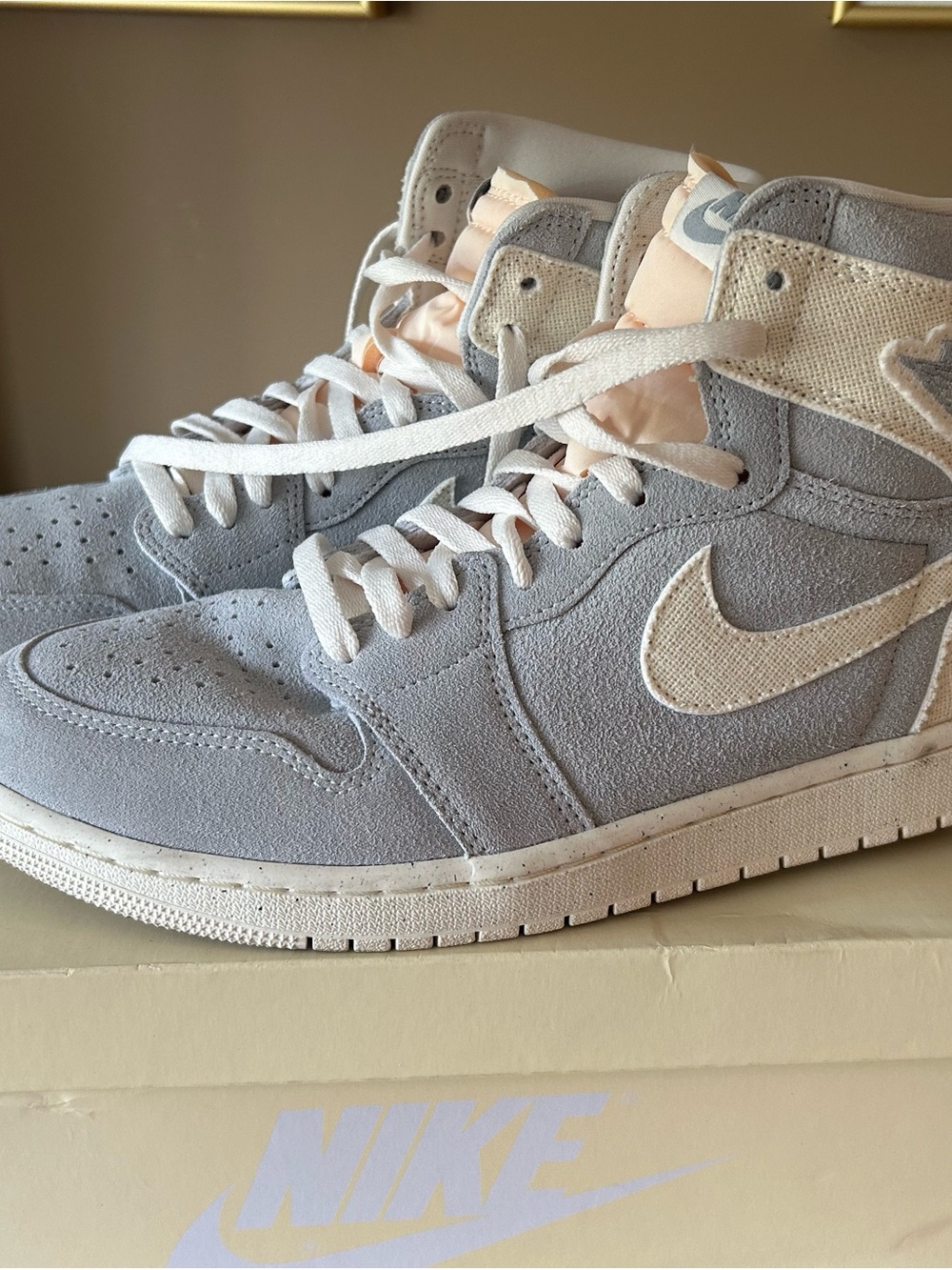 Air Jordan 1 Retro Hi OG Craft Men’s Sneakers